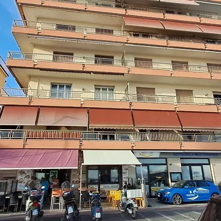 Casa Anna Fronte Mare * Вентимилья