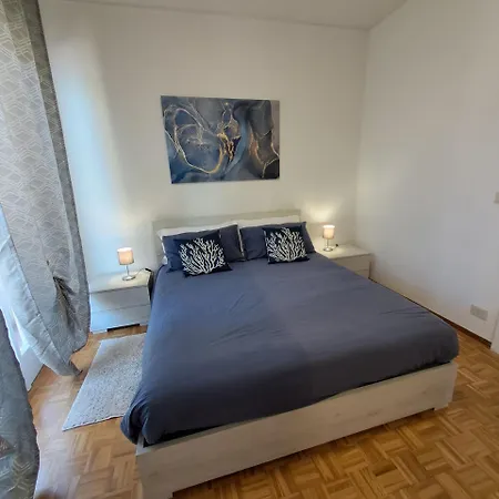 Casa Anna Fronte Mare Апартаменты *